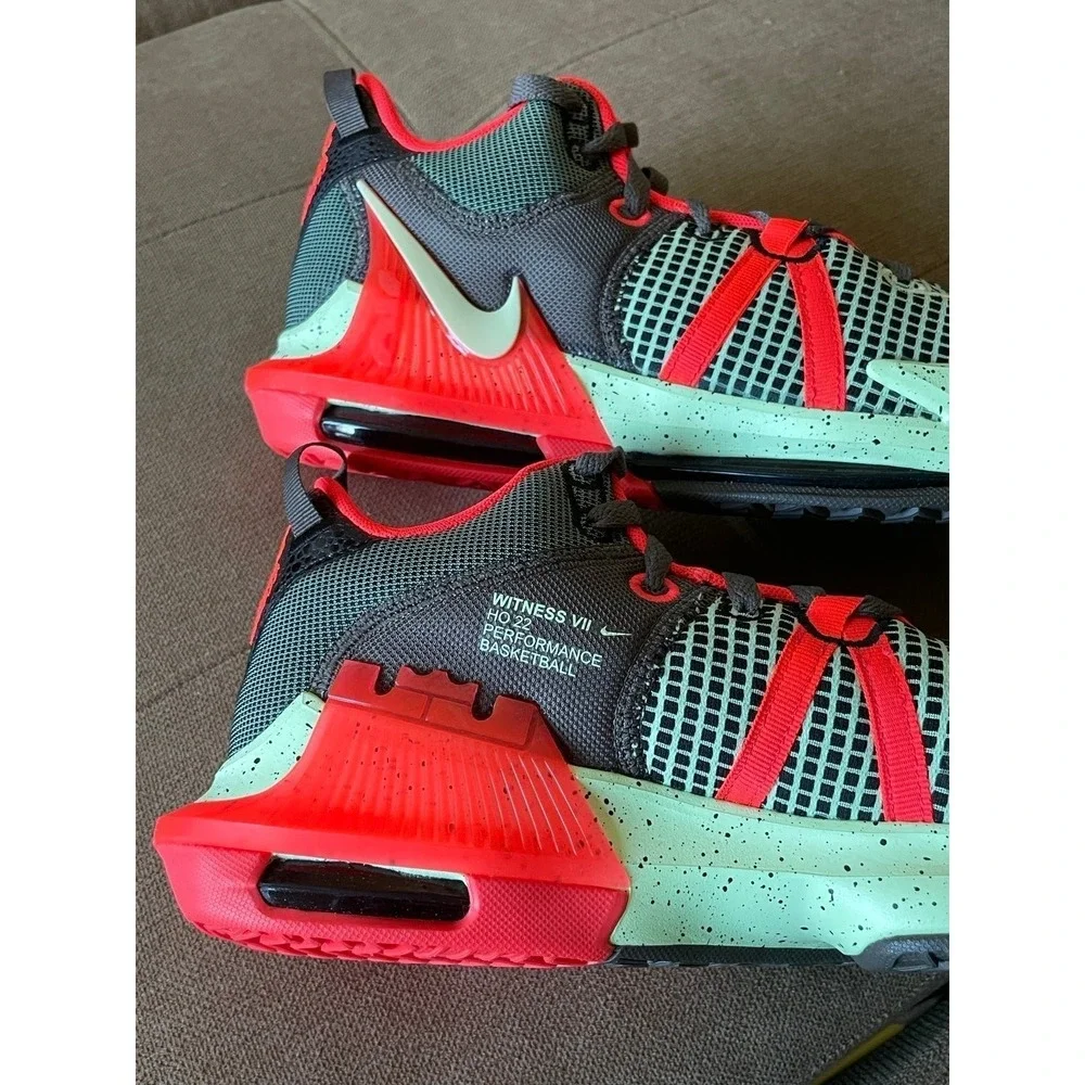 Nike LeBron Witness VII Basketball Shoes Black Barely Volt DM1123-001 Mens 10.5
